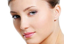 Çene Büyütme Nedir ve Nasıl Yapılır?